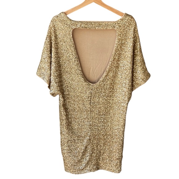 Venus Sz L Allover Gold Mini Sequin Dolman Sleeve Mini Dress Back Cutout Holiday - Picture 4 of 5
